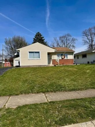 Buy this 3 bed house on 4060 Etna Street in Whitehall, OH 43213