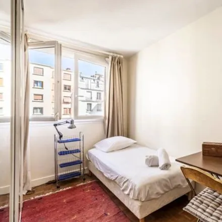 Image 5 - 4 Rue Léon Delagrange, 75015 Paris, France - Apartment for rent