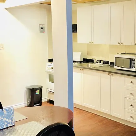 Rent this 1 bed apartment on Montreal in QC H3H 1T4, Canada