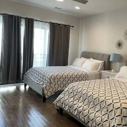 Rent this 5 bed condo on Nashville-Davidson