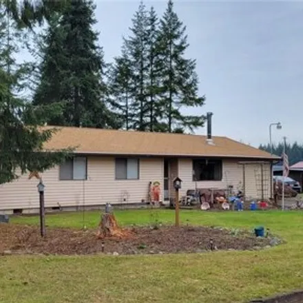 Buy this 3 bed house on 117 Florence Place in Lewis County, WA 98596