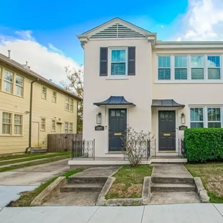 Buy this 4 bed house on 4207 Vincennes Place in New Orleans, LA 70125