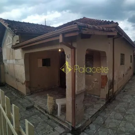 Buy this 4 bed house on Rua Júlia Alves Vieira in Vila Nair, Pindamonhangaba - SP