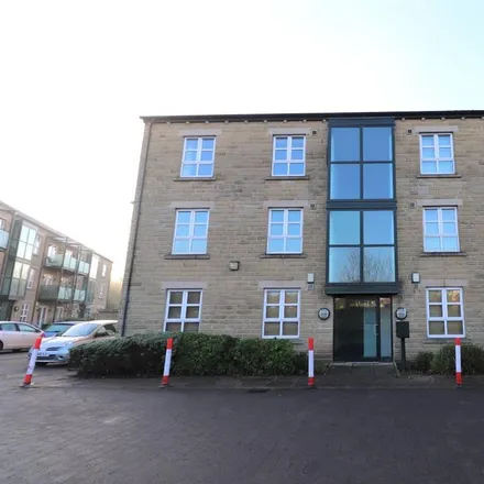 Rent this 2 bed apartment on Roker Lane in Pudsey, LS28 9LE