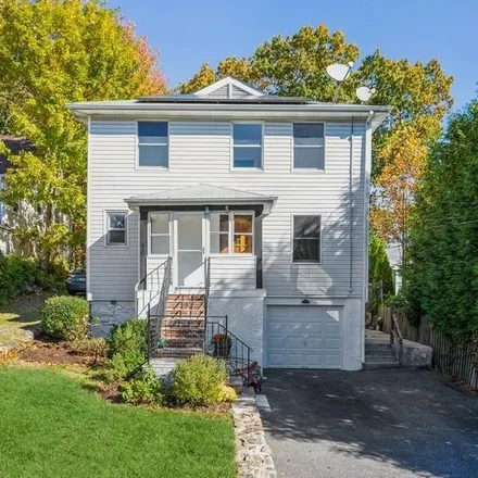 Buy this 4 bed house on 5 Harrison Drive in Village of Larchmont, NY 10538