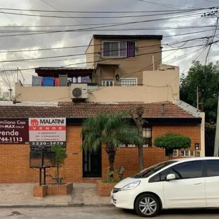 Buy this 2studio house on Gervasio Posadas 2503 in Partido de San Isidro, B1644 HKG Beccar