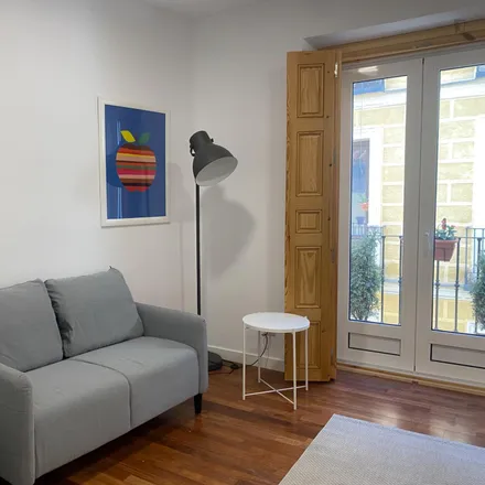 Rent this 1 bed apartment on Calle de Jesús y María in 15, 28012 Madrid