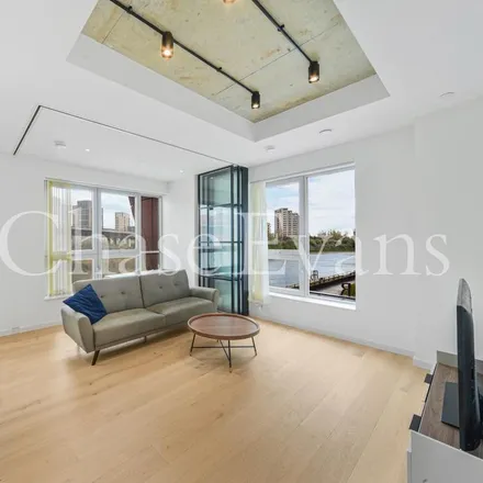 Image 1 - Douglass Tower, Hercules Slip, London, E14 0XF, United Kingdom - Apartment for rent