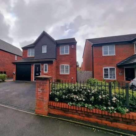 Rent this 4 bed house on Scotchbarn Lane in Knowsley, L35 7JD