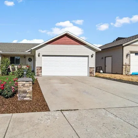 Buy this 3 bed house on 2801 Carriage Court in Coeur d'Alene, ID 83815