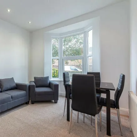 Image 5 - 26 Stracey Road, London, E7 0HG, United Kingdom - Townhouse for sale