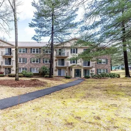 Buy this 2 bed condo on Banesa e Arditit in 5 Autumn Leaf Drive, Nashua