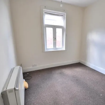 Image 5 - Birchfield Road East, Northampton, NN3 2SY, United Kingdom - Room for rent