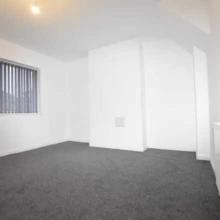 Image 2 - Glendon Drive, Bulwell, NG5 1FP, United Kingdom - Apartment for rent