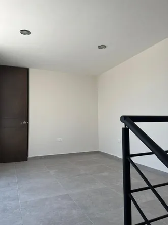 Buy this studio house on Boulevard Aguascalientes in Lomas de Angelópolis, 72940 Santa Clara Ocoyucan