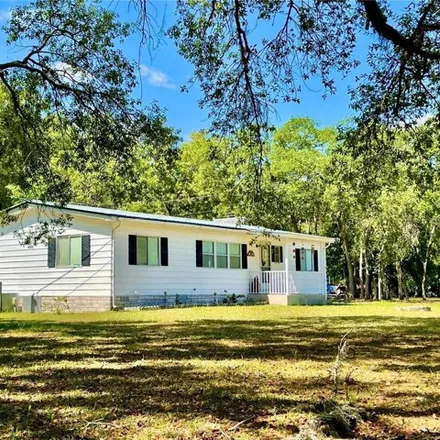 Buy this studio apartment on 6410 West Appomattox Lane in Homosassa Springs, FL 34448