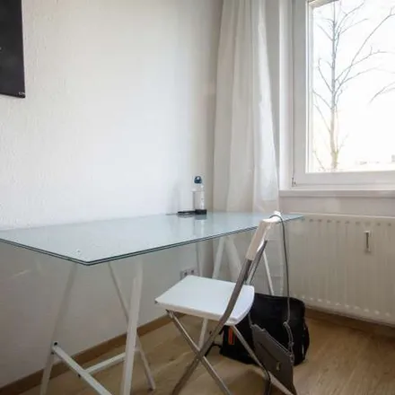 Rent this 4 bed apartment on Neltestraße 45 in 12489 Berlin, Germany