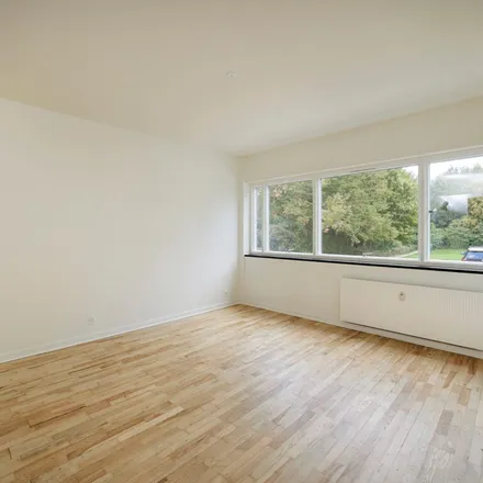 Rent this 5 bed apartment on Ericaparken 23 in 2820 Gentofte, Denmark