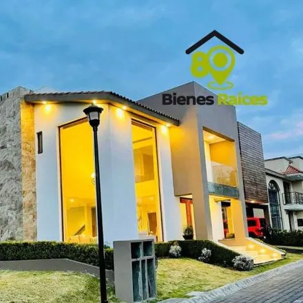 Buy this 3 bed house on Calle Josefa Ortiz De Domínguez in Colonia Juárez, 52755 Los Robles