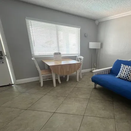 Rent this studio condo on Clearwater in FL, 33767