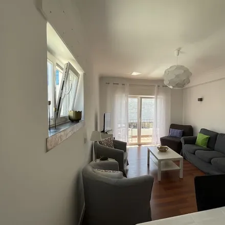 Image 8 - Avenida de Portugal, 2765-200 Cascais, Portugal - Apartment for rent