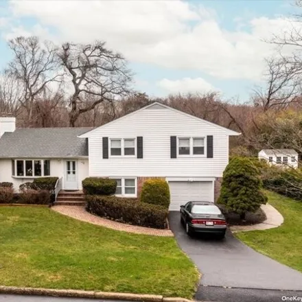 Buy this 5 bed house on 23 Highview Boulevard in Brookhaven, Suffolk County