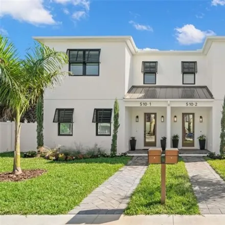 Buy this 5 bed townhouse on 576 Melville Avenue in Amelia, Tampa
