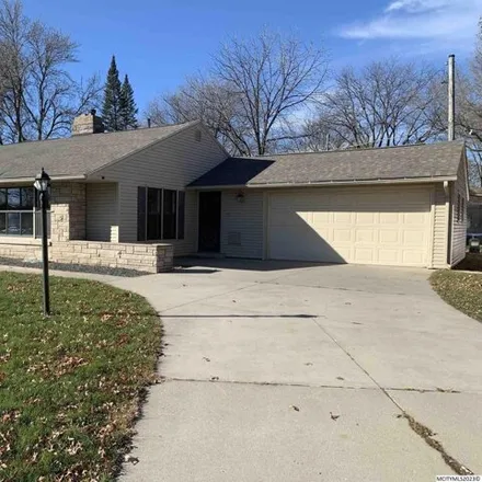 Buy this 3 bed house on 42 Brook Terrace in Mason City, IA 50401