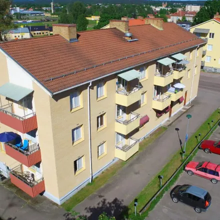 Rent this 2 bed apartment on Sannagatan in 681 53 Kristinehamn, Sweden