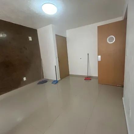 Rent this 2 bed apartment on Chedraui in Avenida Ferrocarril Hidalgo, Gustavo A. Madero