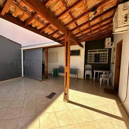 Buy this 2 bed house on Rua Saldanha Marinho in Vila Independência, Piracicaba - SP