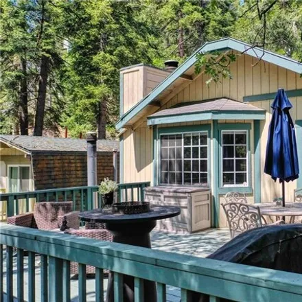 Buy this 2 bed house on 681 East Victoria Court in Crest Park, Lake Arrowhead