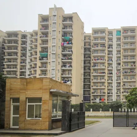Buy this 3 bed apartment on unnamed road in Faridabad, SECTOR 78 - 121006