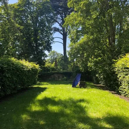 Image 5 - Spielplatz Schlosspark, Am Schlosspark, 65203 Wiesbaden, Germany - Apartment for rent