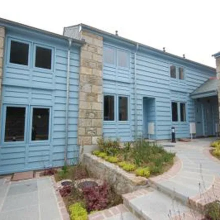 Rent this 1 bed townhouse on The Old School Yard in Shute Hill, Helston
