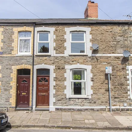 Rent this 3 bed townhouse on Pendyrys House in 47-99 Mortimer Road, Cardiff