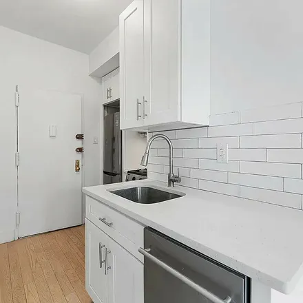 Rent this 1 bed apartment on 467 West 164th Street in New York, NY 10032