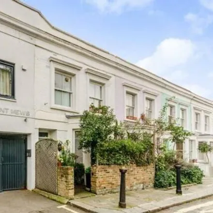 Rent this 3 bed house on 7-8 Beaumont Mews in London, W1G 6EJ
