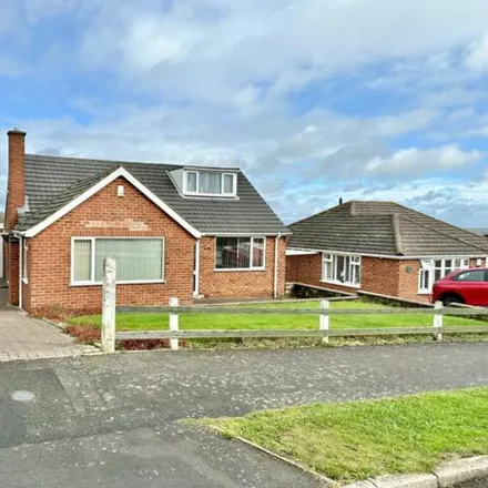 Buy this 3 bed house on Chartwell Avenue in Wingerworth, S42 6SP