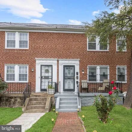 Image 1 - 362 East Belvedere Avenue, Baltimore, MD 21212, USA - Townhouse for sale