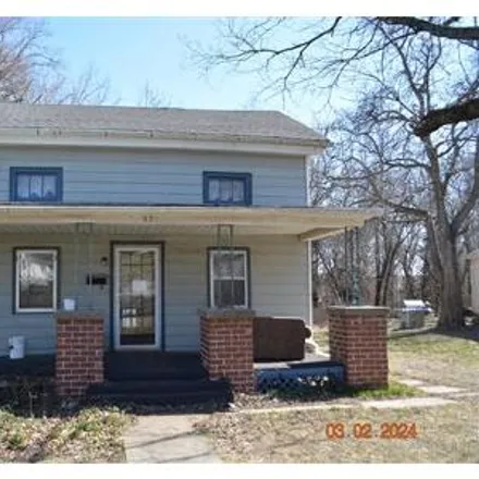 Buy this 3 bed house on 911 4th Street in Osawatomie, Miami County