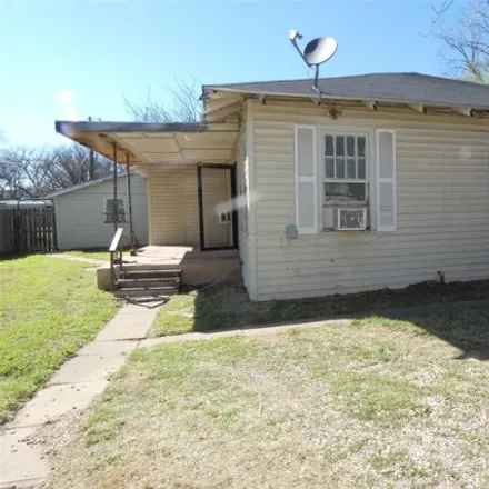 Rent this 1 bed house on Oscar P Thomas House in Clinton Street, Abilene