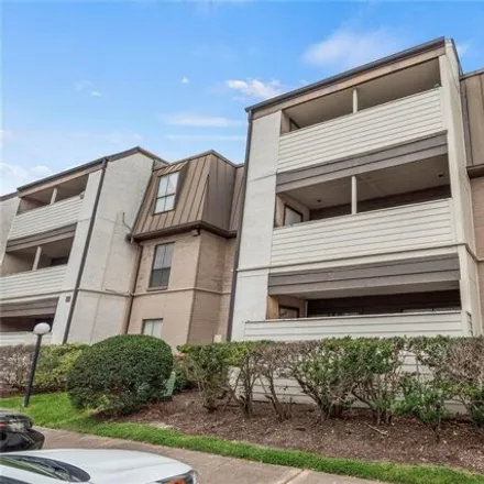 Buy this 2 bed condo on 3073 Walnut Bend Lane in Houston, TX 77042