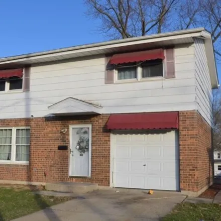 Buy this 4 bed house on 1645 Mulberry Street in Rockford, IL 61101