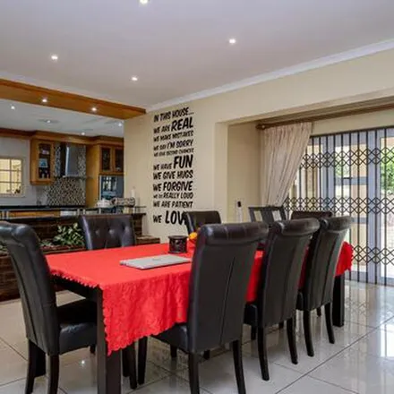 Image 3 - Karley Close, Reservoir Hills, Clermont, 3629, South Africa - Apartment for rent