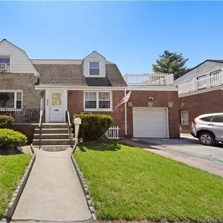 Buy this 3 bed house on 351 Peninsula Boulevard in Village of Lynbrook, NY 11563