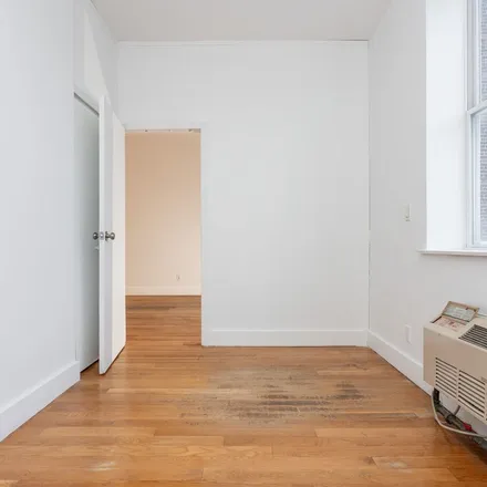 Rent this 3 bed apartment on 343 Broadway in New York, NY 11211