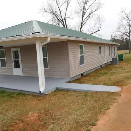 Rent this 3 bed house on 1605 Ponderosa Trail in Oxford, AL 36260