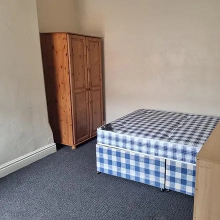 Image 4 - 3 Tudor Grove, Nottingham, NG1 4HR, United Kingdom - House for rent