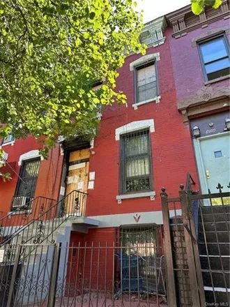 Image 7 - 410 E 142nd St, New York, 10454 - House for sale